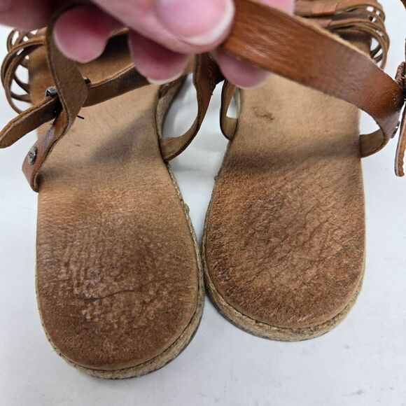 UGG Australia Women Larisa Flat Sandals Ankle Strap Buckle Leather Brown 7.5M - Picture 13 of 15
